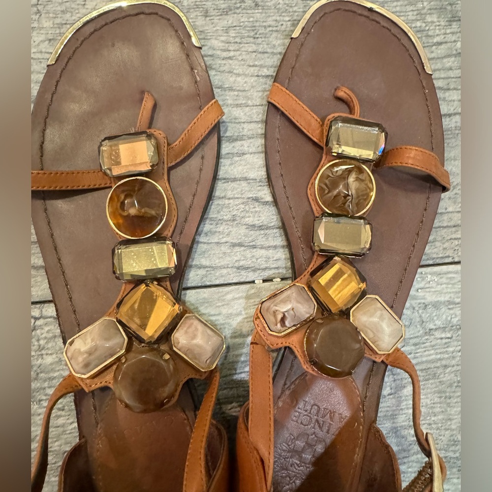 Vince Camuto Leather Sandals *GUC*